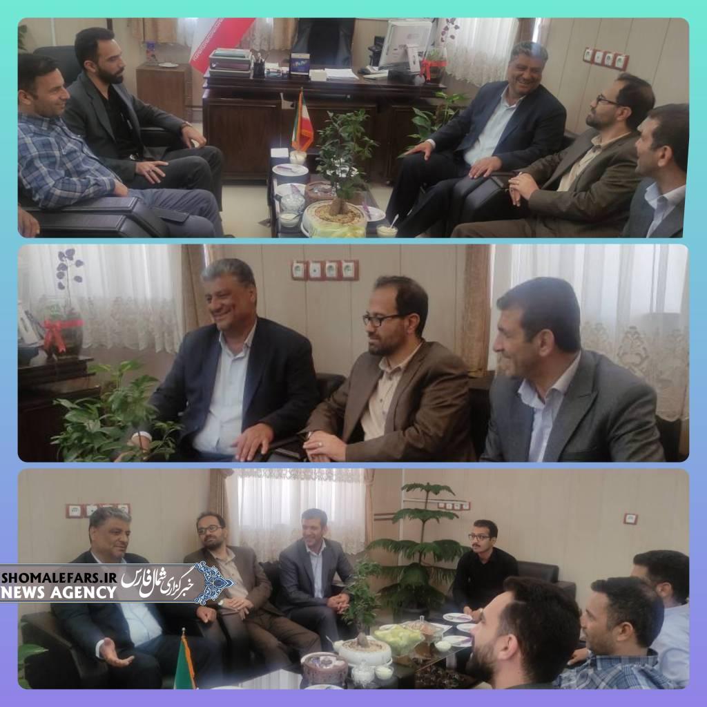 بازدید مدیرعامل شرکت توزیع نیروی برق فارس از شهرستان خرم‌بید و بررسی میدانی وضعیت شبکه برق