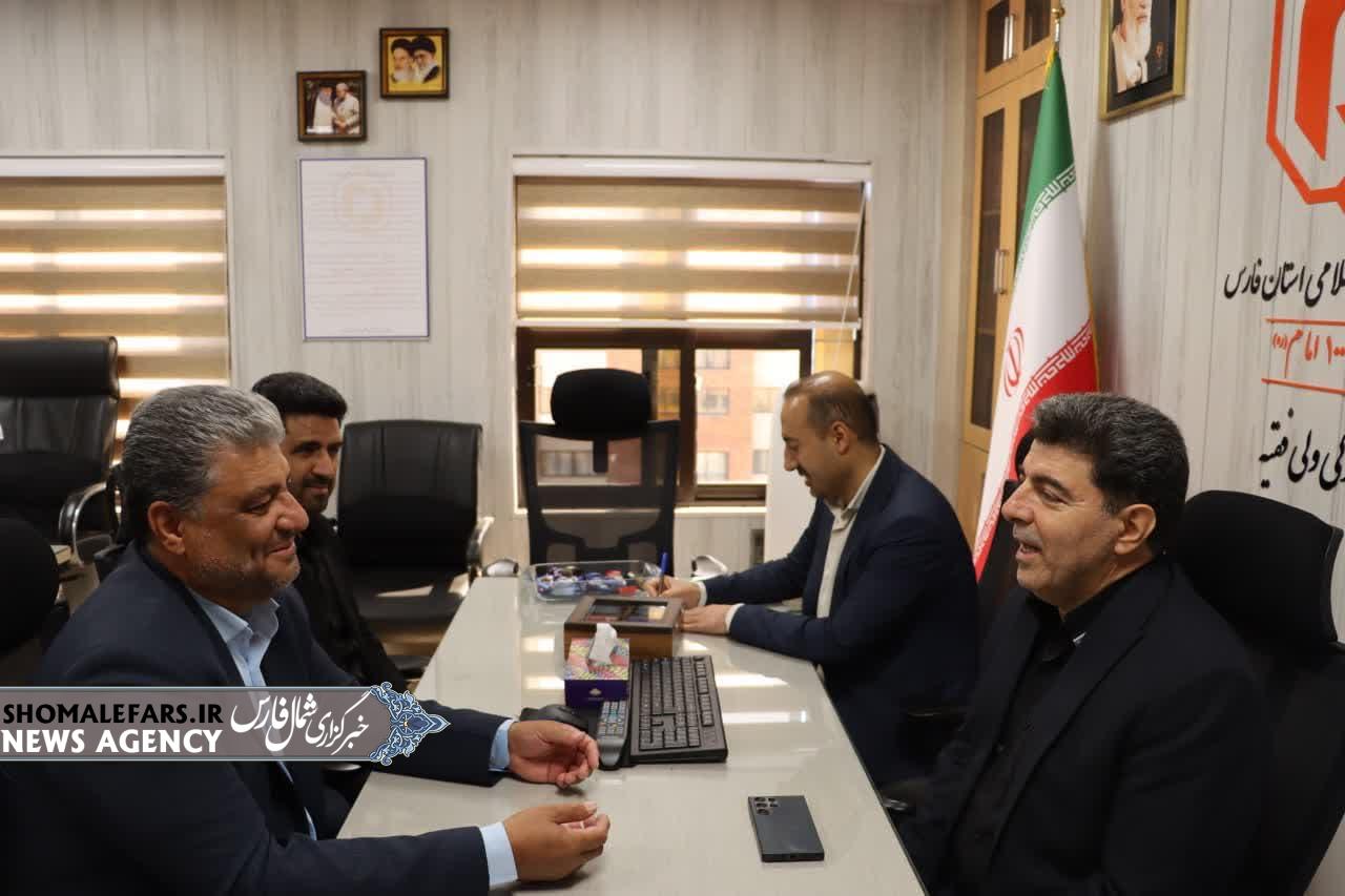 در دیدار مدیرکل بنیاد مسکن فارس و فرماندار شهرستان خرم بید؛ پروژه‌های عمرانی بنیاد مسکن بررسی شد