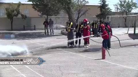 گزارش ویدیویی | مانور آتش نشانی مشترک هنرستان علم و هنر و دبیرستان نجمه
