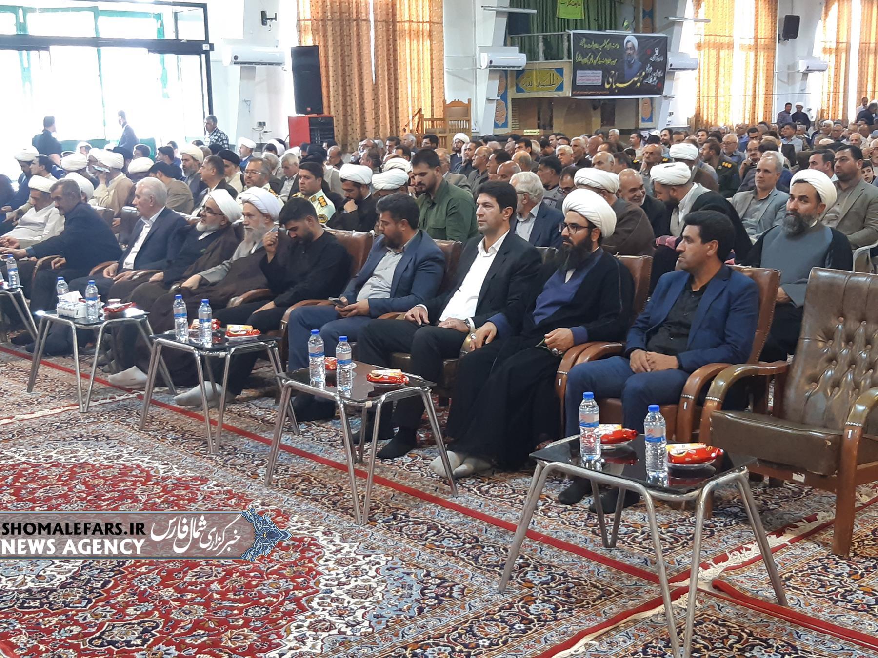 گزارش تصویری | برگزاری مراسم اولین سالگرد شهادت امام جمعه شهید حجتالاسلام حاج شیخ محمد صباحی در قادرآباد گزارش تصویری | برگزاری مراسم اولین سالگرد شهادت امام جمعه شهید حجتالاسلام حاج شیخ محمد صباحی در قادرآباد