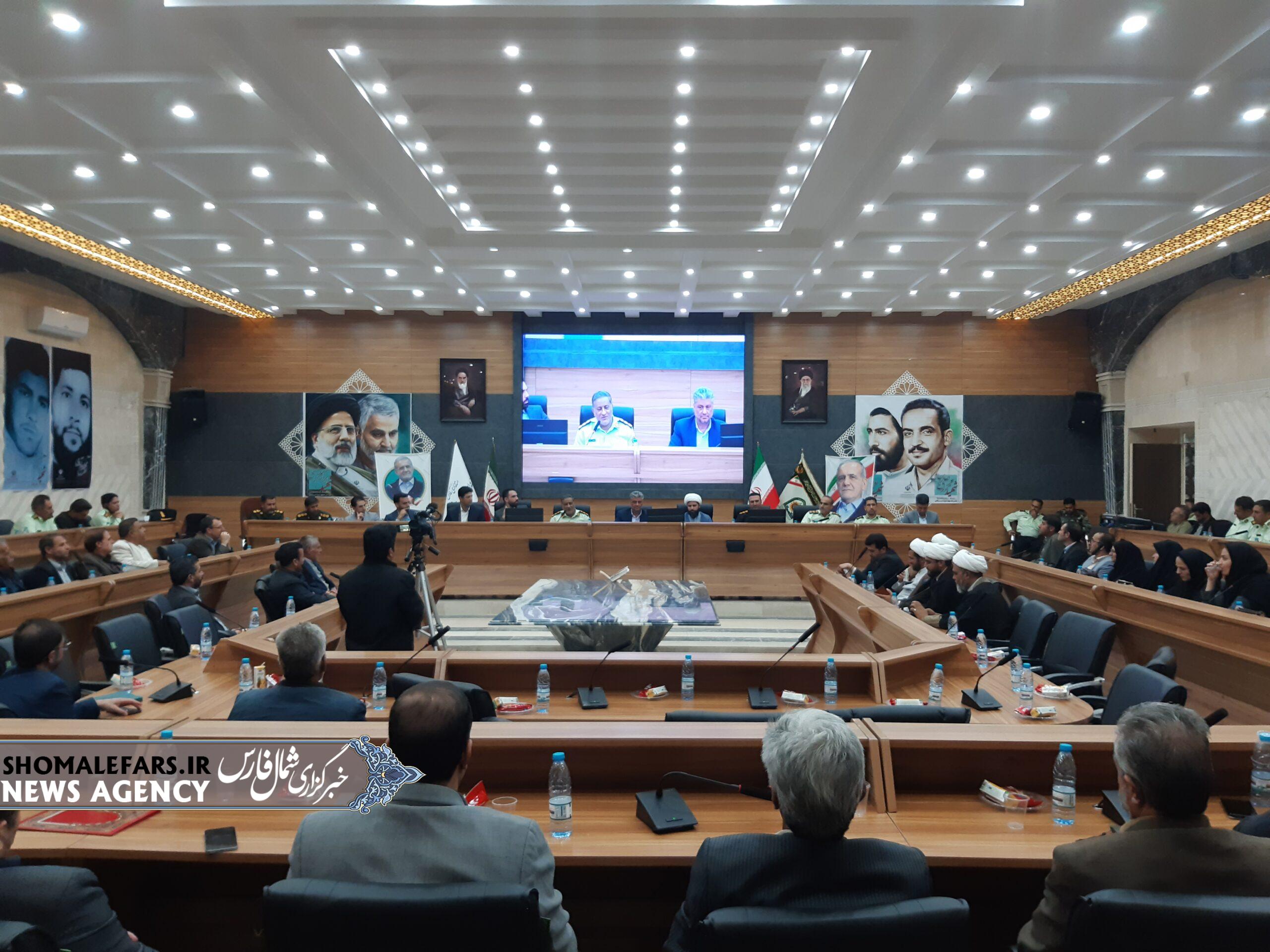 گزارش تصویری | برگزاری جلسه شورای اداری شهرستان خرمبید و مراسم تودیع و معارفه فرمانده نیروی انتظامی شهرستان گزارش تصویری | برگزاری جلسه شورای اداری شهرستان خرمبید و مراسم تودیع و معارفه فرمانده نیروی انتظامی شهرستان