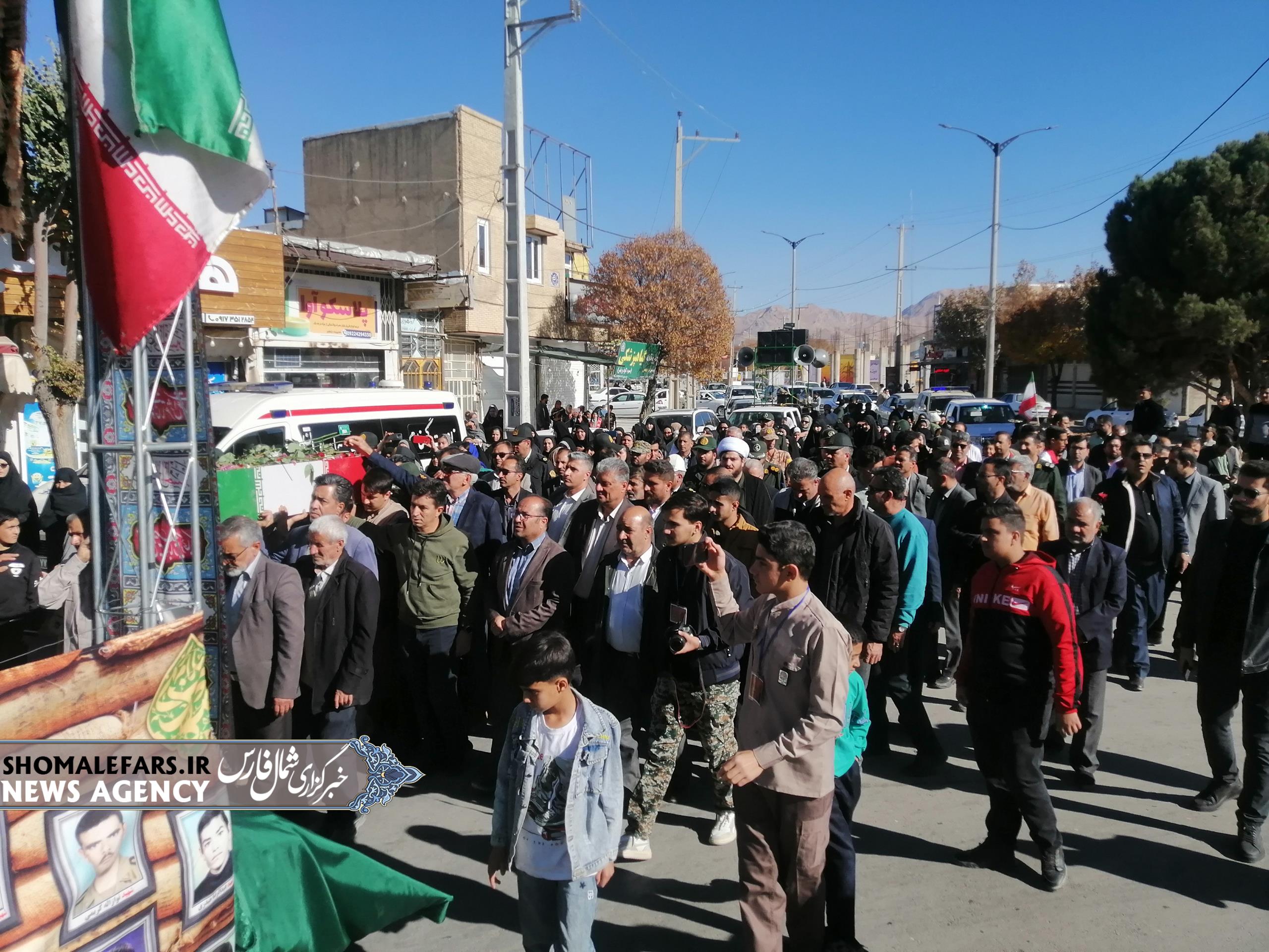 گزارش تصویری | استقبال باشکوه از پیکر مطهر شهید گمنام در صفاشهر