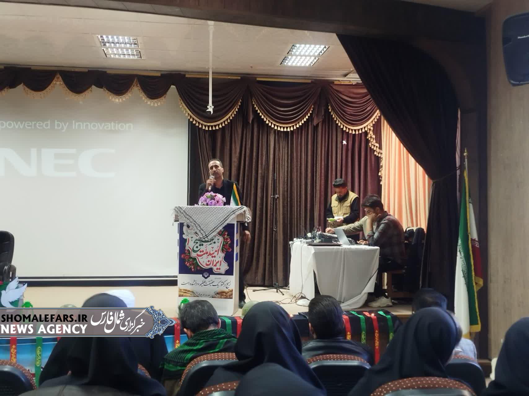 گزارش تصویری | برگزاری یادواره شهدای دانش‌آموز در خرم‌بید با تأکید بر بالندگی علمی و اخلاقی دختران