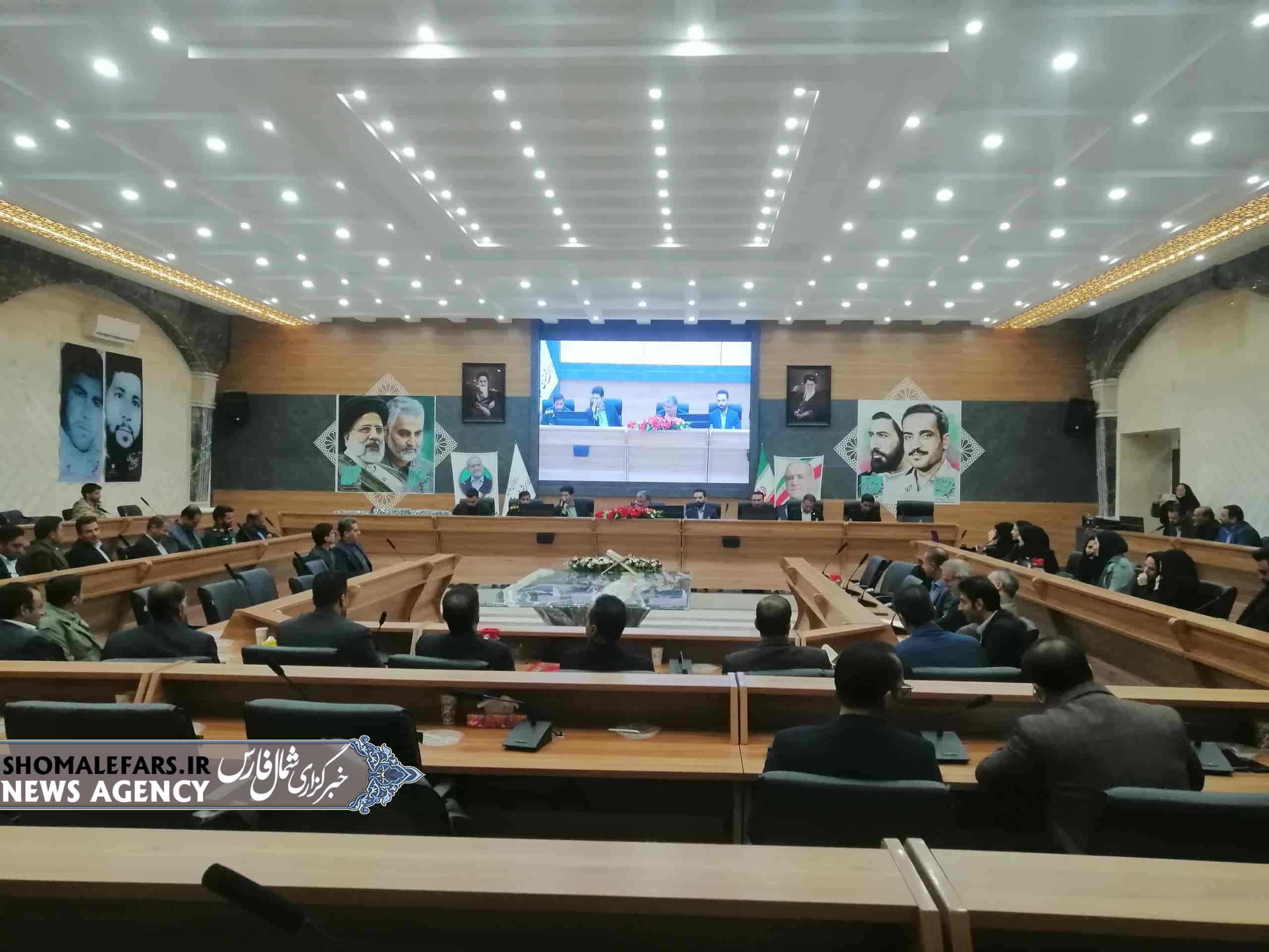 گزارش تصویری | تغییرات مدیریتی در ادارات خرم‌بید با برگزاری جلسه شورای اداری