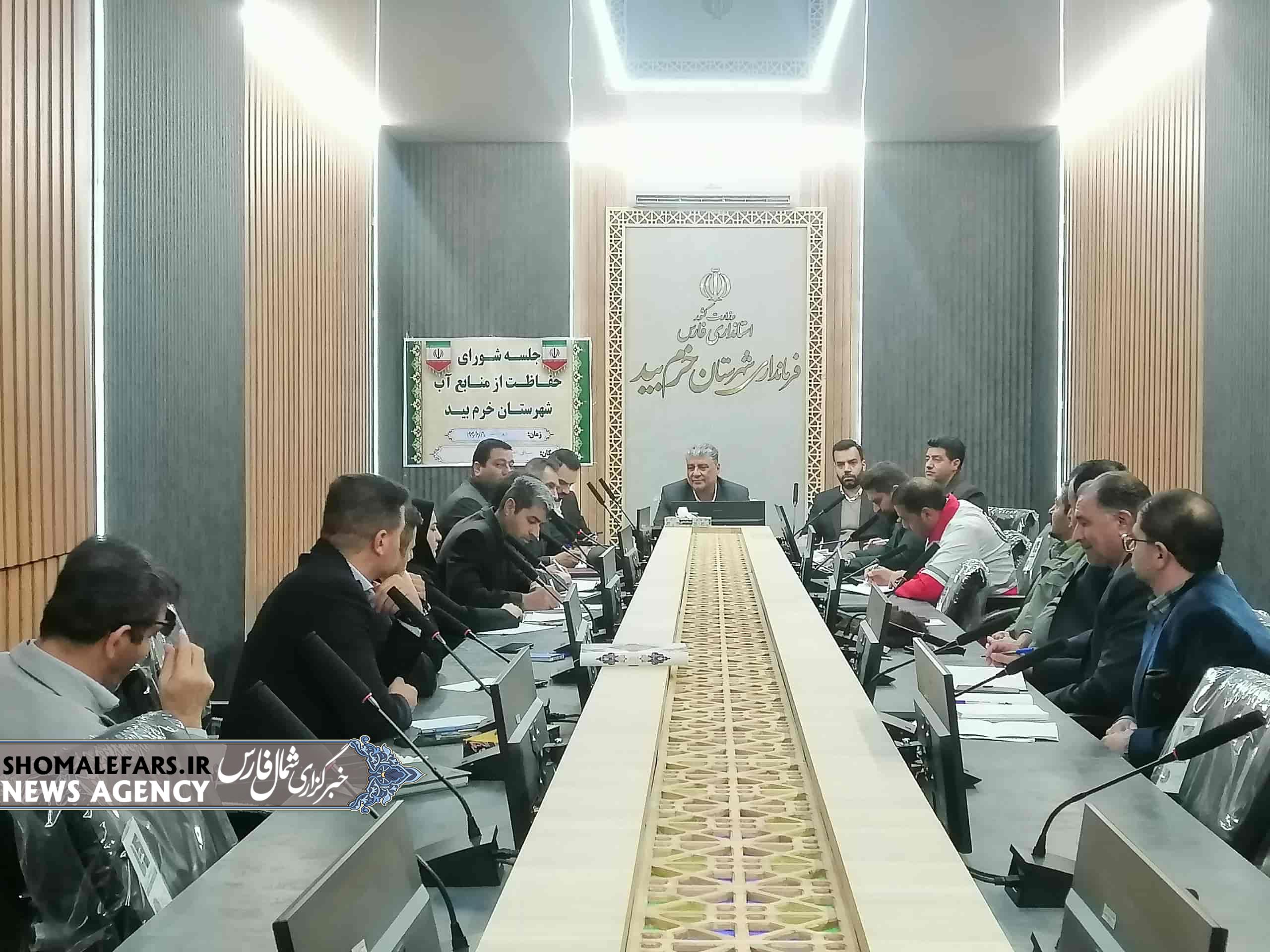 گزارش تصویری | جلسه مشترک شورای پیشگیری از تخریب اراضی ملی و شورای حفاظت از منابع آب در خرم‌بید برگزار شد | تأکید بر صیانت از منابع طبیعی و برخورد قاطع با متخلفان