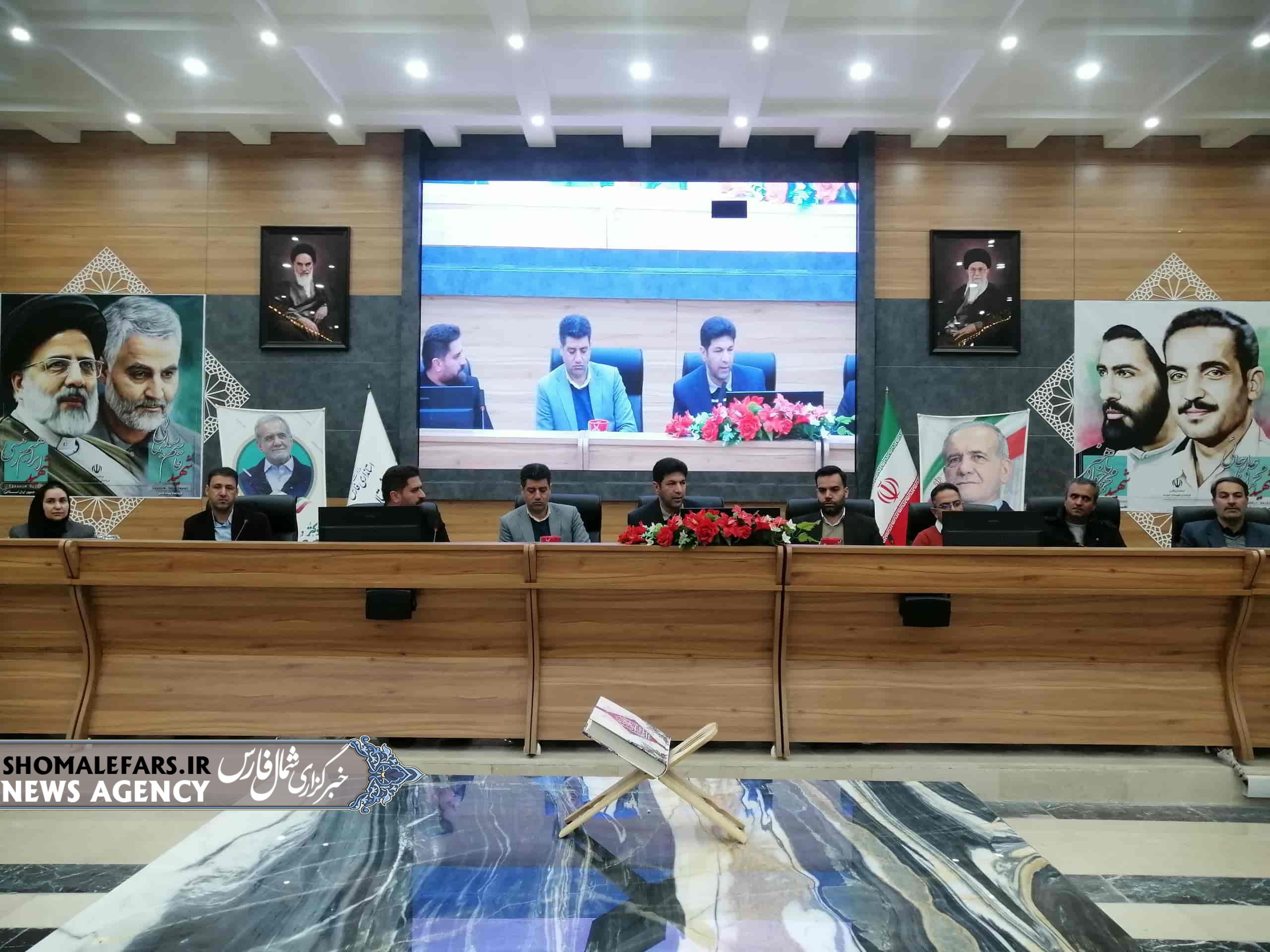 گزارش تصویری | جلسه معتمدین بخش مرکزی خرم‌بید برای انتخابات هیأت اجرایی هفتمین دوره شوراهای اسلامی روستا برگزار شد