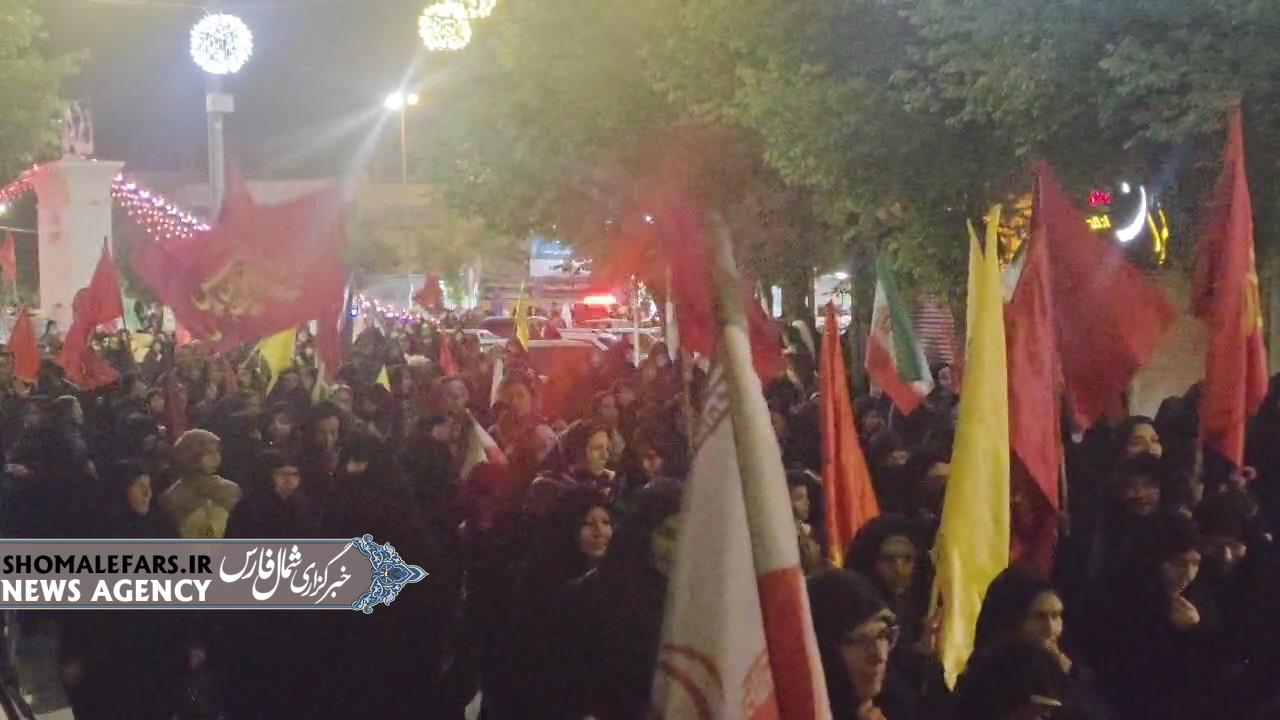 گزارش ویدیویی | خروش مردم آباده پس از هفتاد شب مقاومت در کف میدان