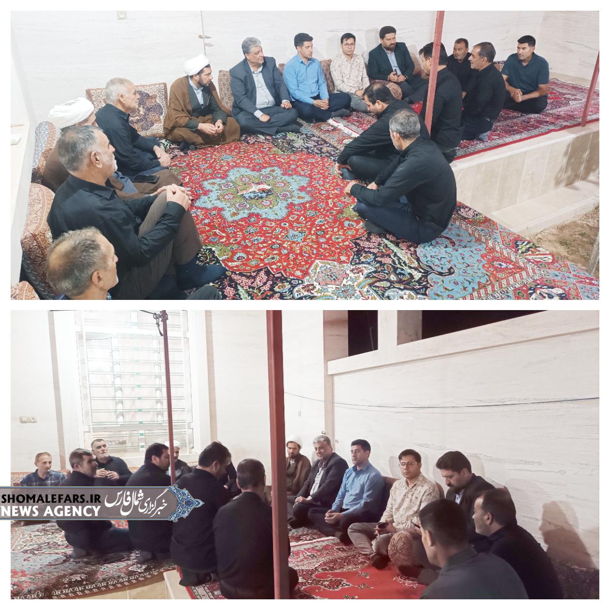 دیدار فرماندار خرم بید با خانواده مرحوم عرفان کریمی / تجلیل از ایثارگری که با اهدای ۴۰ عضو، به ۴۰ بیمار زندگی دوباره بخشید