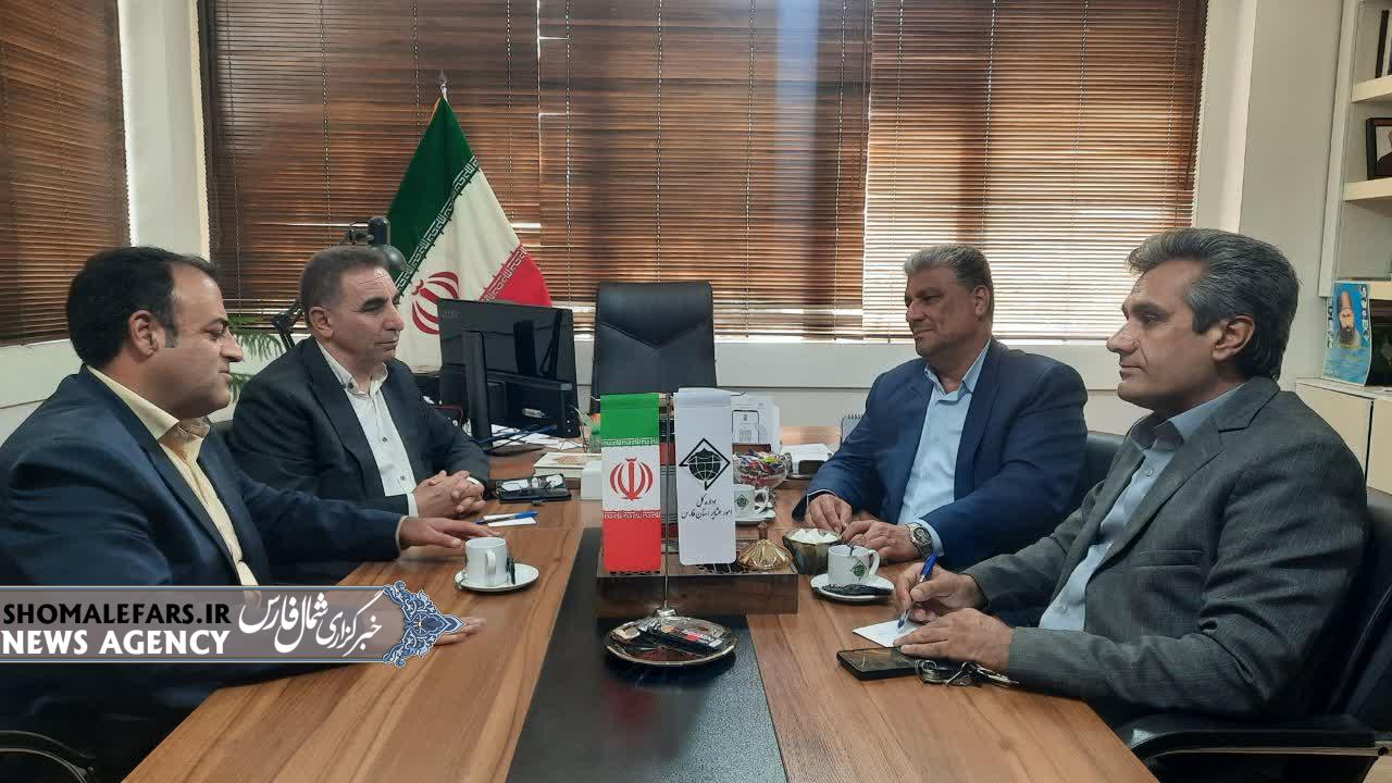 تأکید فرماندار خرم بید و مدیرکل امور عشایر فارس بر رسیدگی جدی به مطالبات عشایر تأکید فرماندار خرم بید و مدیرکل امور عشایر فارس بر رسیدگی جدی به مطالبات عشایر