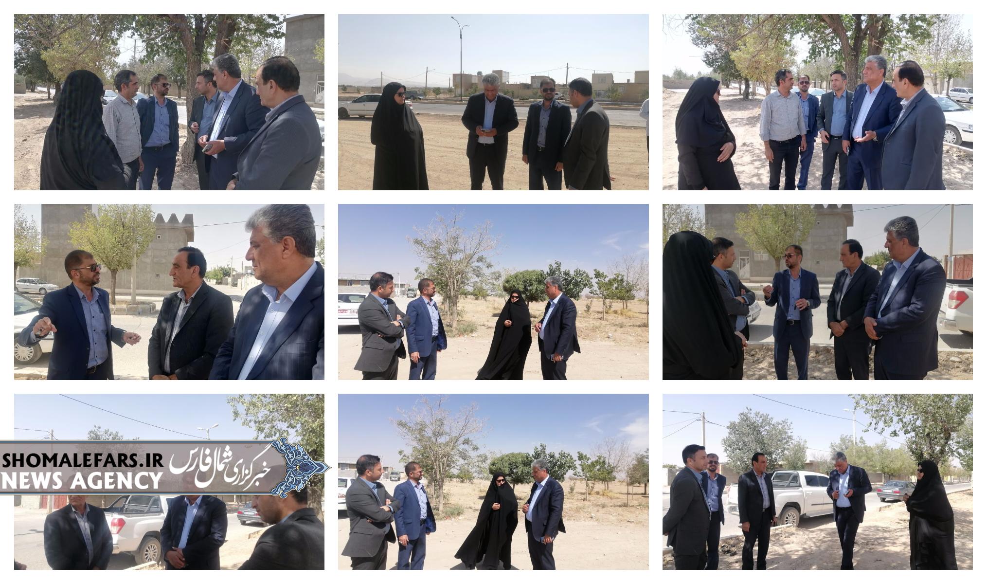 بازدید میدانی فرماندار خرم بید از زمینهای ملی جهت تأمین زمین طرح «خانه امید» / تأکید بر تسریع در واگذاری زمین برای اقشار کمدرآمد بازدید میدانی فرماندار خرم بید از زمینهای ملی جهت تأمین زمین طرح «خانه امید» / تأکید بر تسریع در واگذاری زمین برای اقشار کمدرآمد